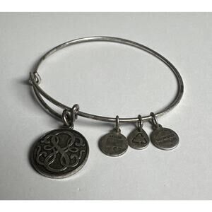 Alex and Ani Path of Life Avacado Green Bracelet Shiny Silver